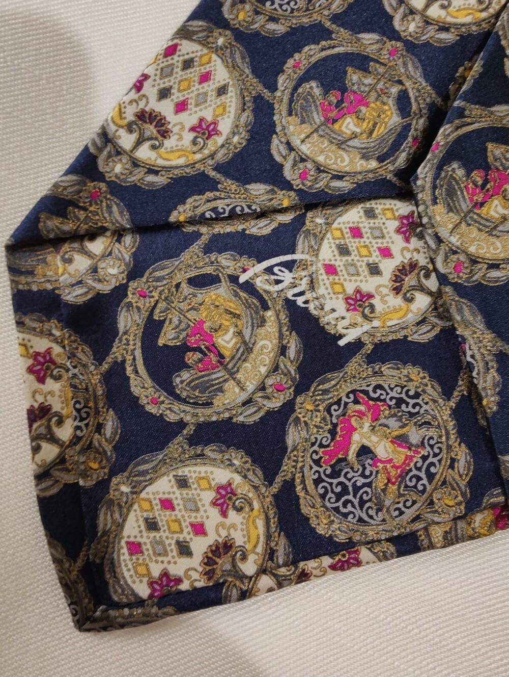 Brioni Navy Silk Tie with Renaissance Inspied Gold Medallions and Figures - Picture 6 of 10